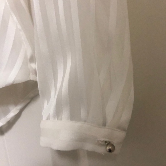 White Blouse H&M Size 4 - Picture 4 of 5
